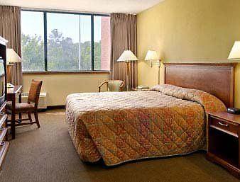 Days Inn & Suites Tallahassee Conference Center I-10 Hotel Kamer foto