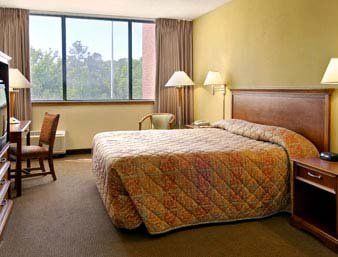Days Inn & Suites Tallahassee Conference Center I-10 Hotel Kamer foto