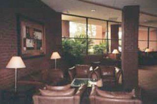 Days Inn & Suites Tallahassee Conference Center I-10 Hotel Buitenkant foto