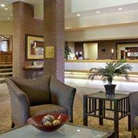 Days Inn & Suites Tallahassee Conference Center I-10 Hotel Buitenkant foto