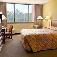 Days Inn & Suites Tallahassee Conference Center I-10 Hotel Buitenkant foto