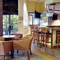 Days Inn & Suites Tallahassee Conference Center I-10 Hotel Buitenkant foto